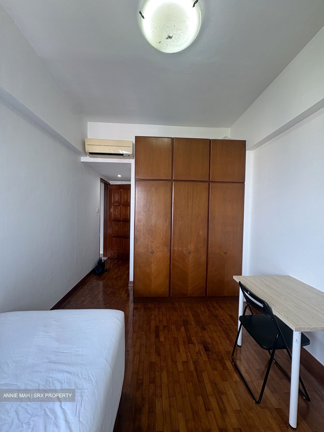 Simsville (D14), Condominium #576662761